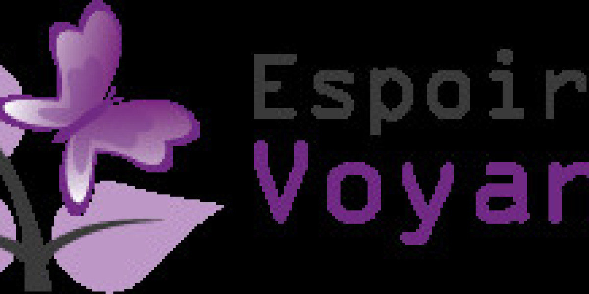 Voyance Gratuite en Ligne : Chat, Téléphone et Mail