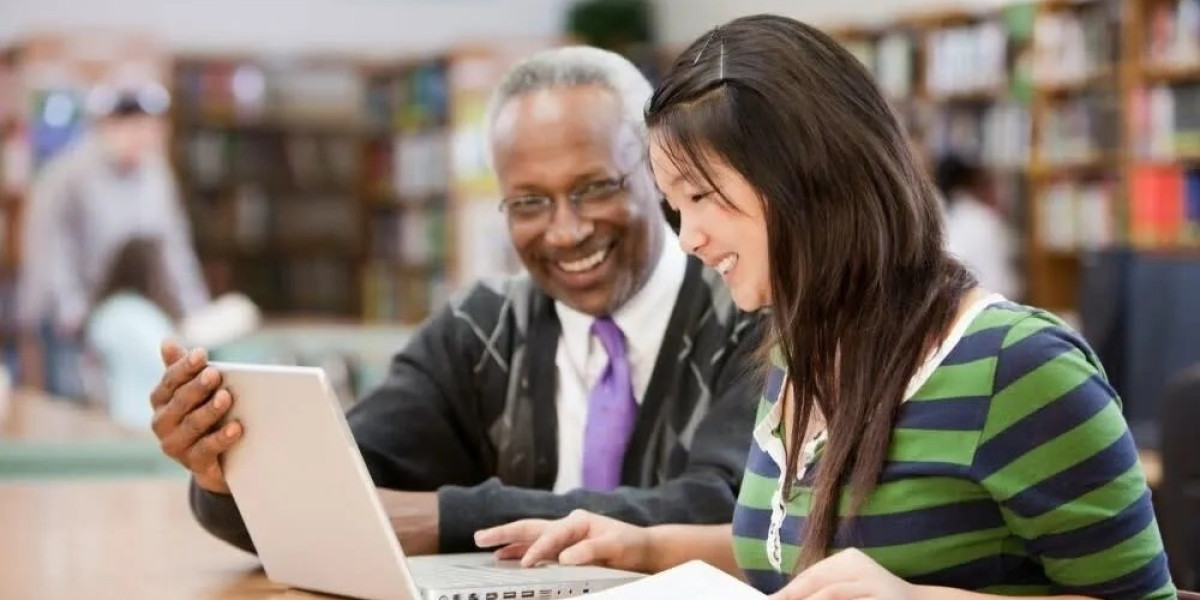 Best Study Abroad Consultant in Lucknow | Study Abroad Consultancy Lucknow-The Career Clinics