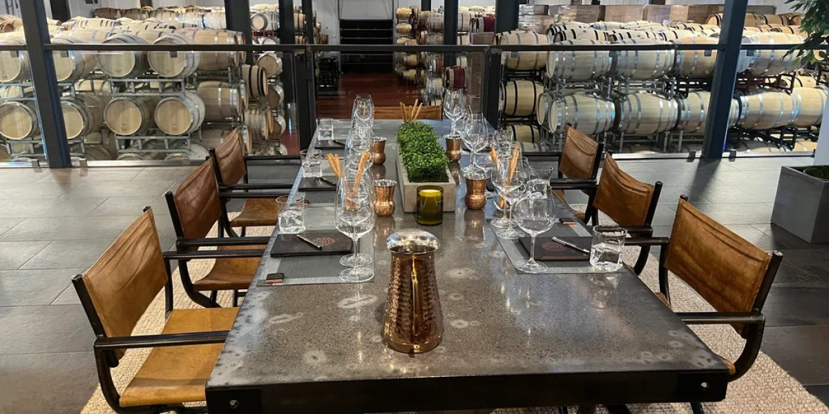 Discover the Charm of a Winery Tour in Sonoma Vineyards